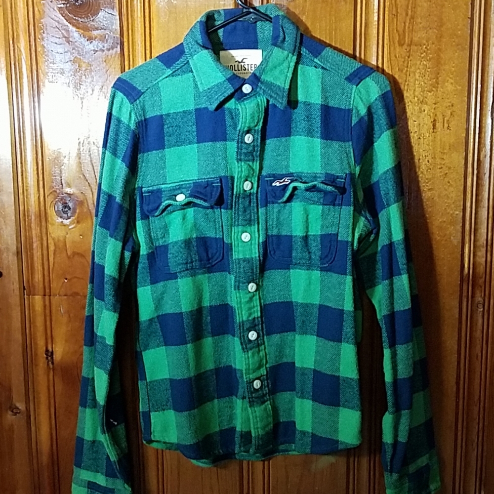Hollister flannel plaid button up shirt